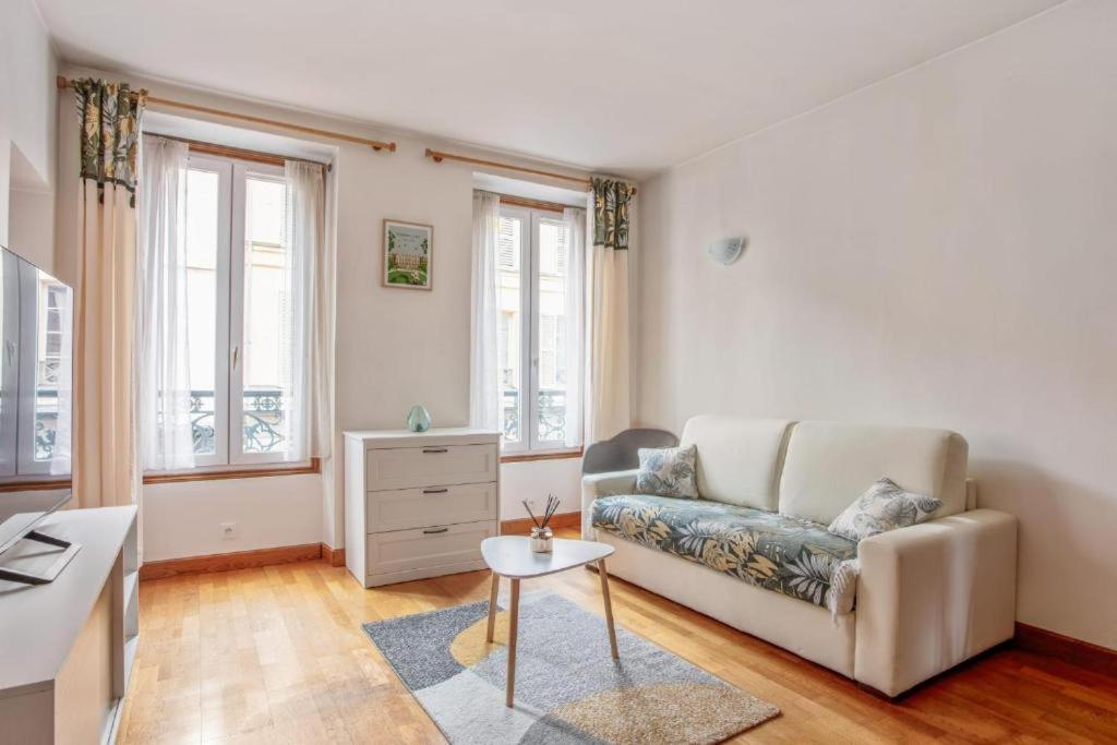Versailles Chateau Apartment Exterior photo